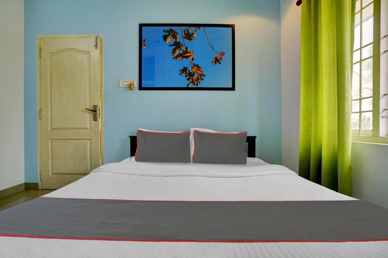 Collection O 81026 Suqoon Premium Stays Kochi Exterior foto