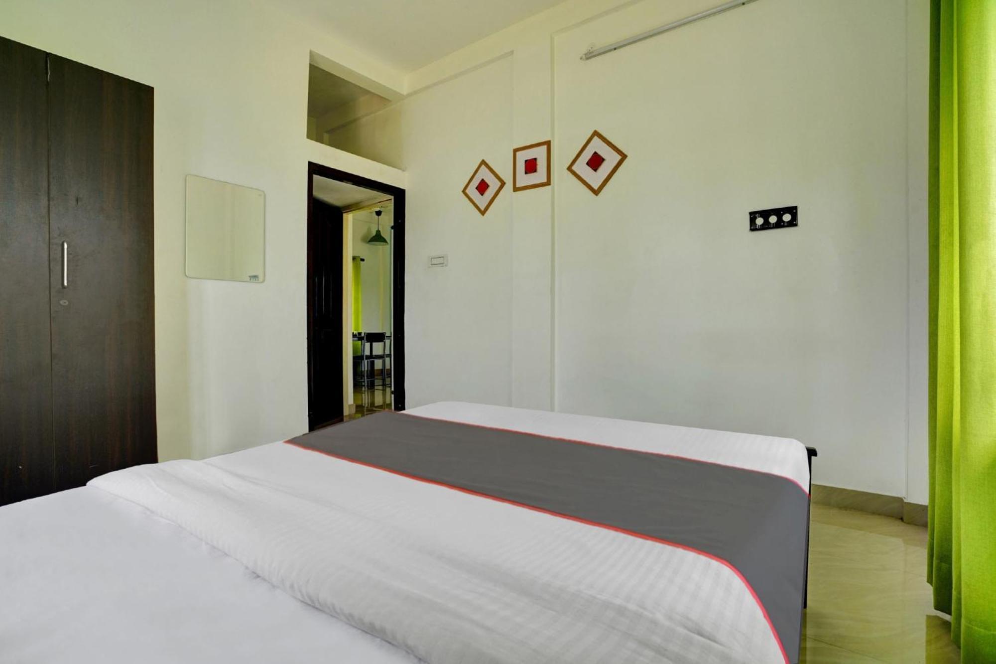 Collection O 81026 Suqoon Premium Stays Kochi Exterior foto
