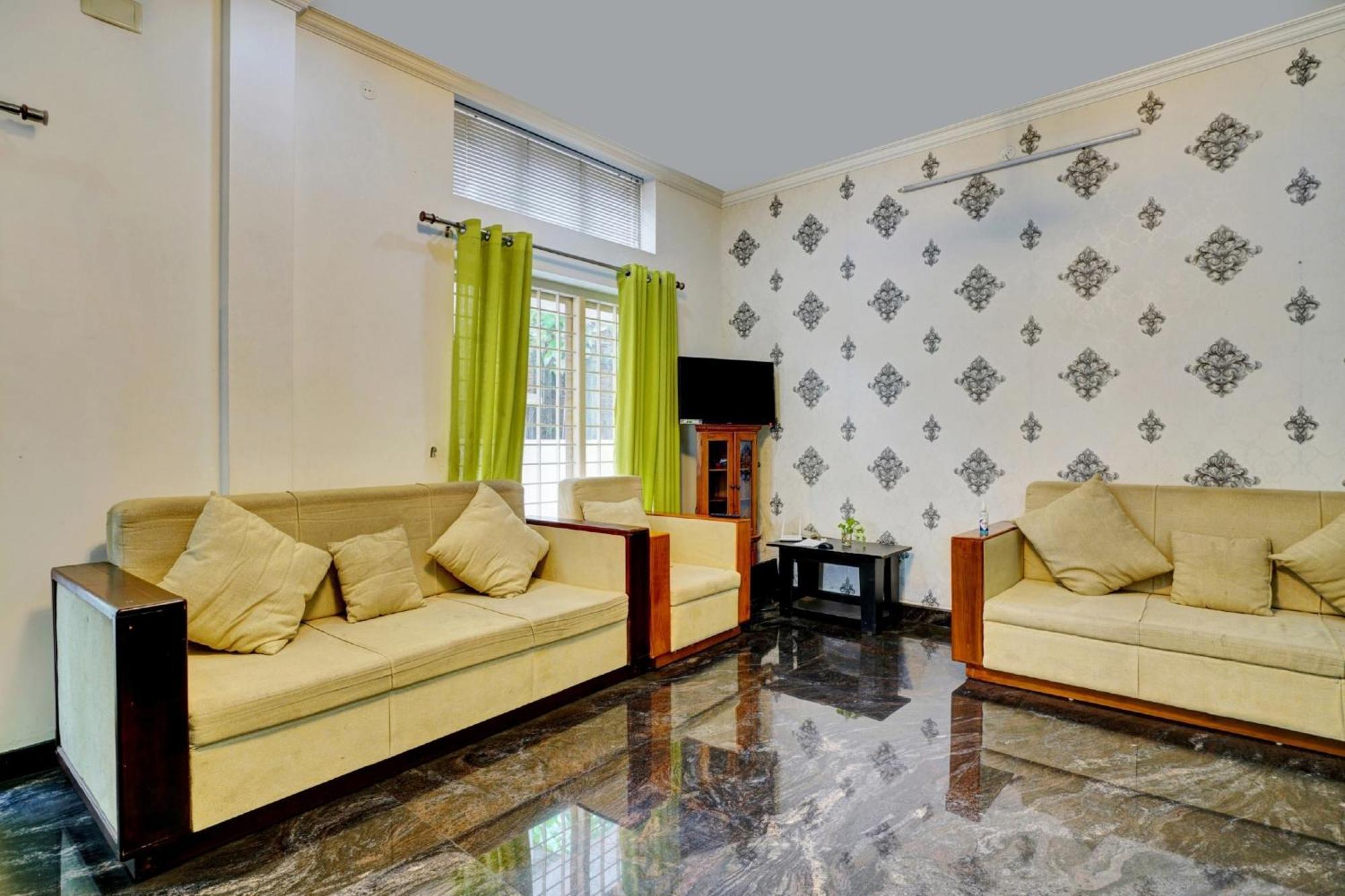 Collection O 81026 Suqoon Premium Stays Kochi Exterior foto